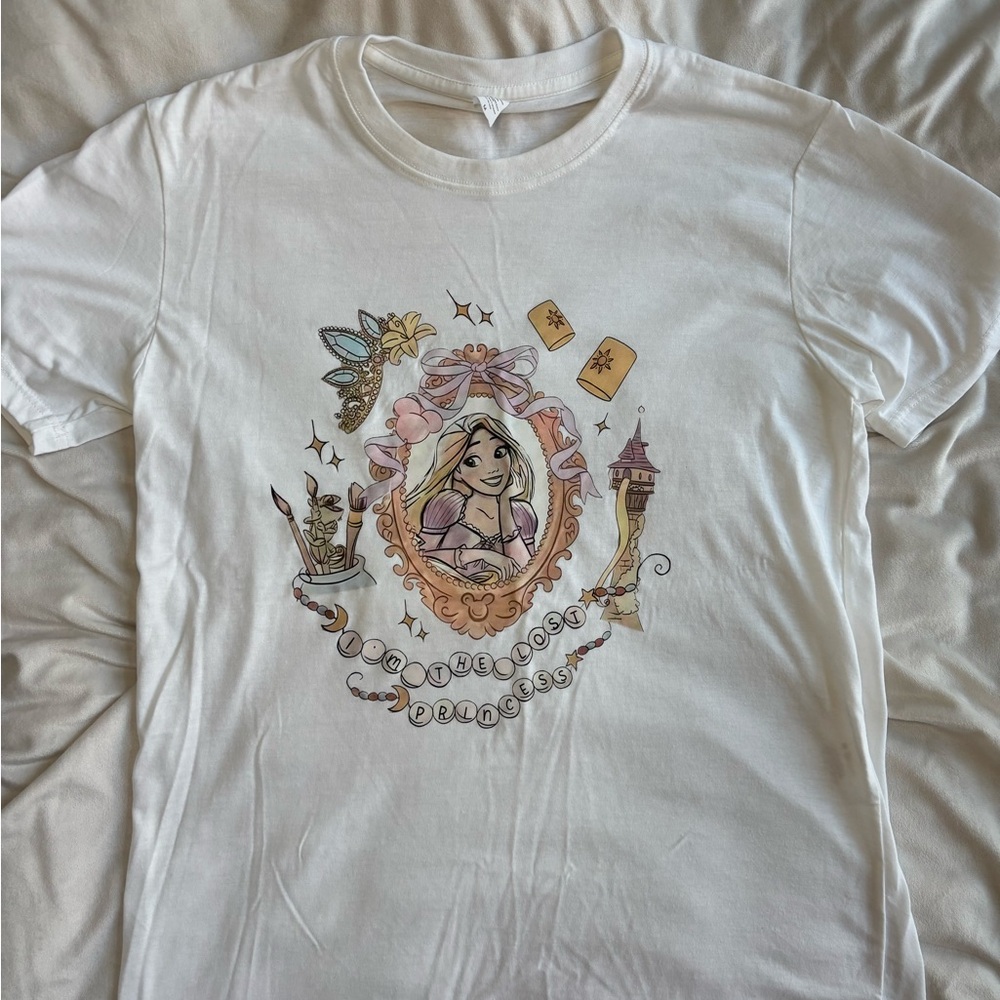 Woman’s Rapunzel Tangled Themed Graphic Shirt - Size Medium
